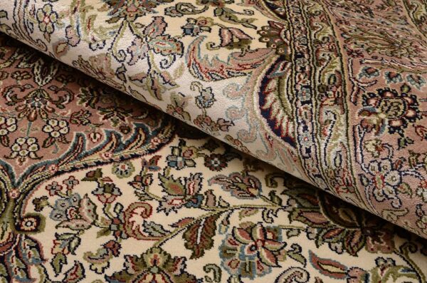 Kashmir Orientteppich 172 × 248 cm, Seide, handgeknüpft