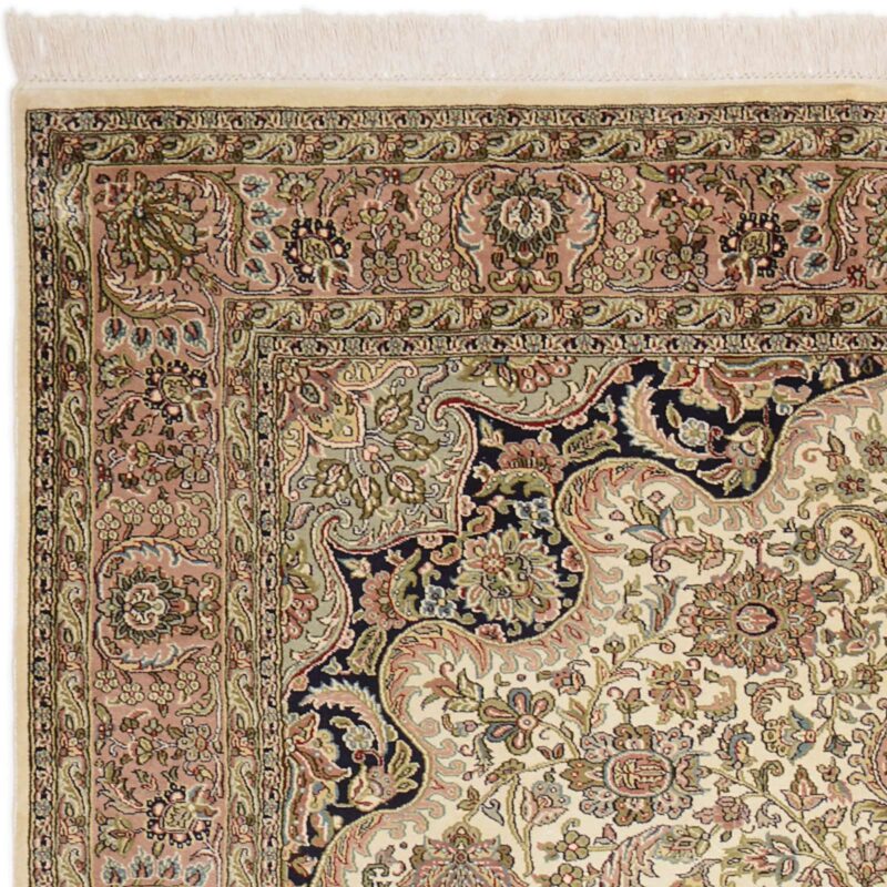 Kashmir Orientteppich 172 × 248 cm, Seide, handgeknüpft