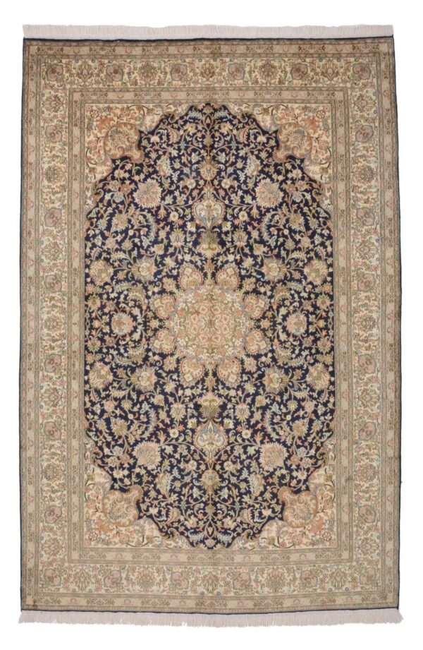 Kashmir Orientteppich 174 × 260 cm, Seide, handgeknüpft Pastell