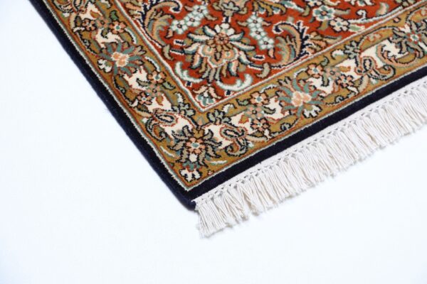 Kashmir Orientteppich 175 × 245 cm, Seide, handgeknüpft
