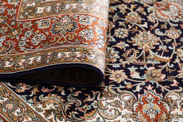 Kashmir Orientteppich 175 × 245 cm, Seide, handgeknüpft