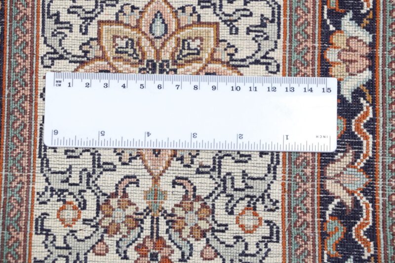 Kashmir Orientteppich 175 × 246 cm, Seide, handgeknüpft
