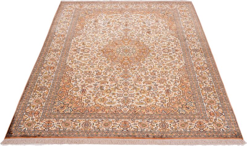 Kashmir Orientteppich 175 × 251 cm, Seide, handgeknüpft