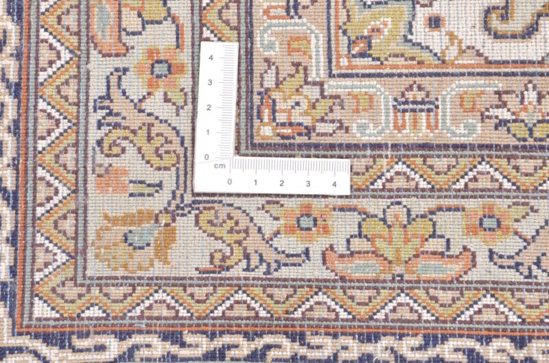 Kashmir Orientteppich 182 × 270 cm, Seide, handgeknüpft