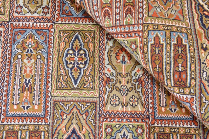 Kashmir Orientteppich 183 × 269 cm, Seide, handgeknüpft