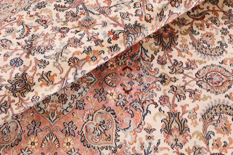 Kashmir Orientteppich 183 × 277 cm, Seide, handgeknüpft Patina