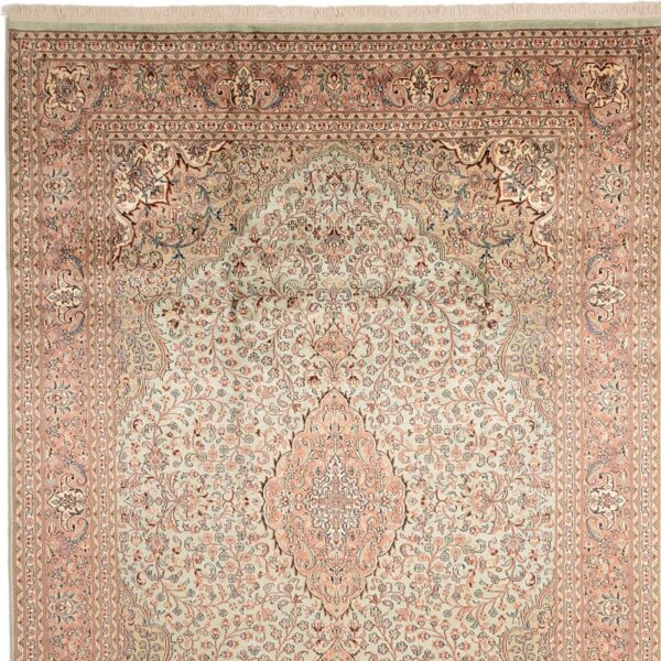 Kashmir Orientteppich 185 × 266 cm, Seide, handgeknüpft