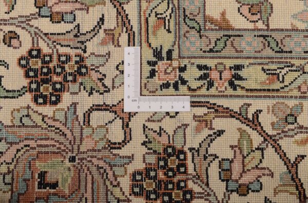 Kashmir Orientteppich 185 × 277 cm, Seide, handgeknüpft