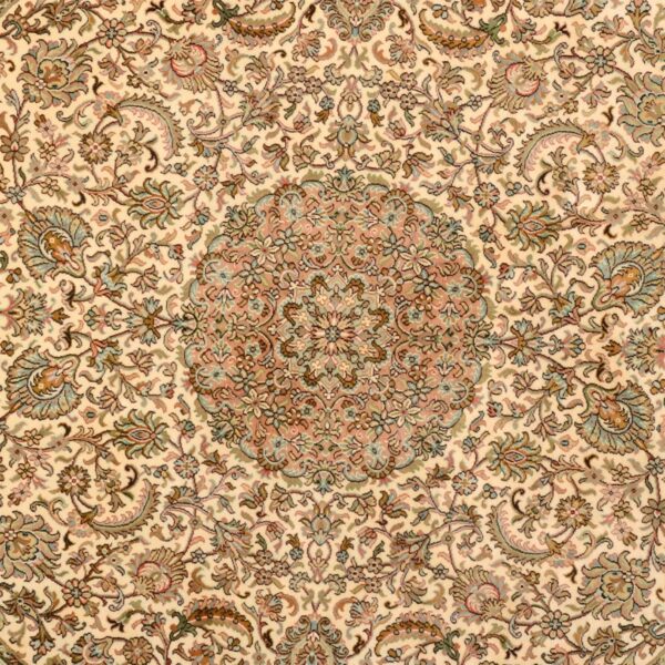 Kashmir Orientteppich 186 × 186 cm, Seide, handgeknüpft
