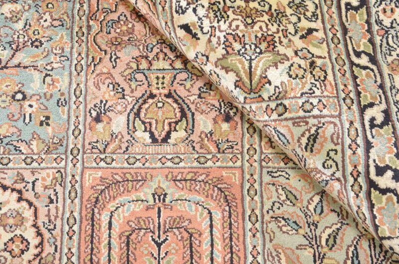 Kashmir Orientteppich 187 × 253 cm, Seide, handgeknüpft