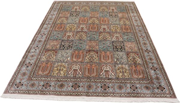 Kashmir Orientteppich 215 × 296 cm, Seide, handgeknüpft