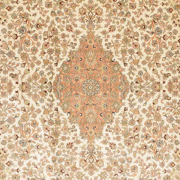 Kashmir Orientteppich 215 × 309 cm, Seide, handgeknüpft