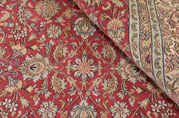 Kashmir Orientteppich 220 × 305 cm, Seide, handgeknüpft edel