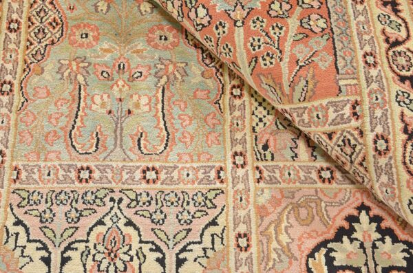 Kashmir Orientteppich 222 × 307 cm, Seide, handgeknüpft
