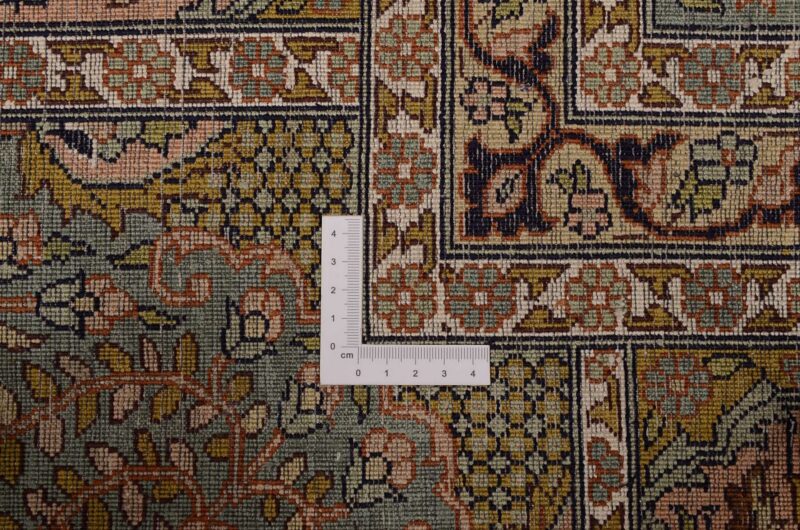 Kashmir Orientteppich 242 × 334 cm, Seide, handgeknüpft