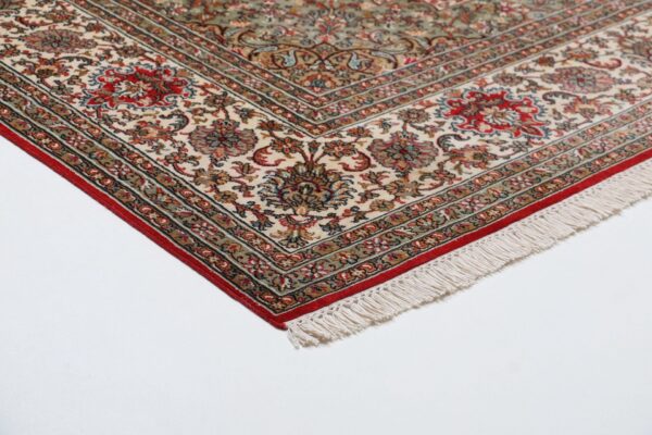 Kashmir Orientteppich 244 × 335 cm, Seide, handgeknüpft Pastell
