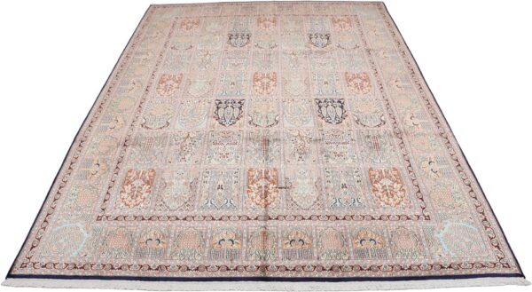 Kashmir Orientteppich 244 × 342 cm, Seide, handgeknüpft