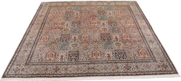 Kashmir Orientteppich 245 × 245 cm, Seide, handgeknüpft