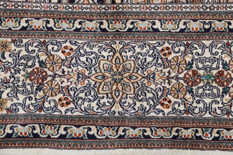 Kashmir Orientteppich 245 × 245 cm, Seide, handgeknüpft