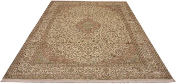 Kashmir Orientteppich 245 × 336 cm, Seide, handgeknüpft