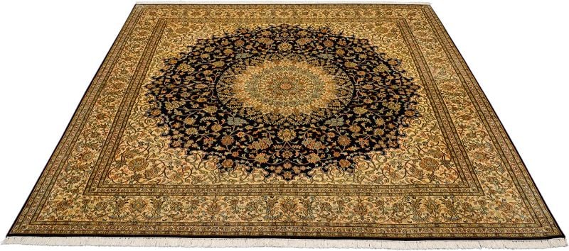 Kashmir Orientteppich 246 × 250 cm, Seide, handgeknüpft