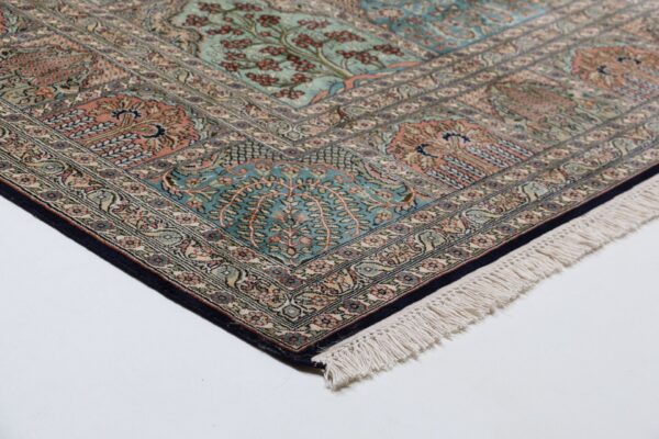 orientteppich-kashmir-248-x-300-cm-seide-handgeknupft-7.jpg Kashmir Orientteppich 248 × 300 cm, Seide, handgeknüpft