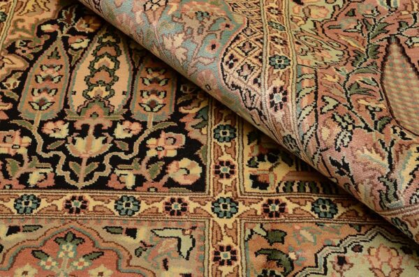 Kashmir Orientteppich 272 × 369 cm, Seide, handgeknüpft