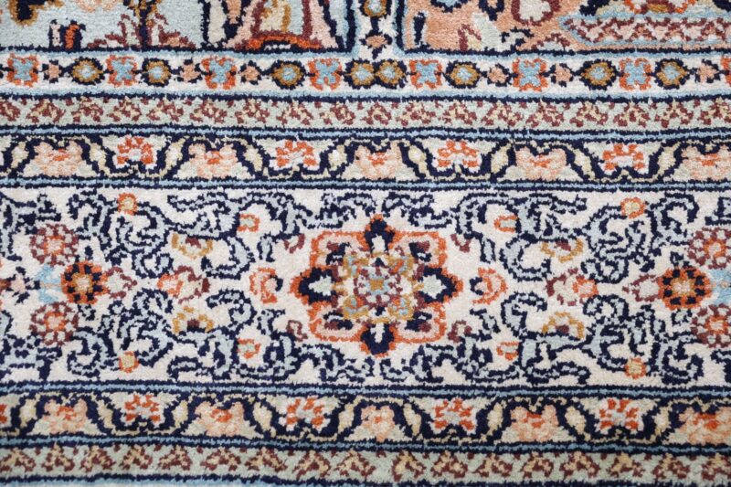 Kashmir Orientteppich 76 × 241 cm, Seide, handgeknüpft Indisch