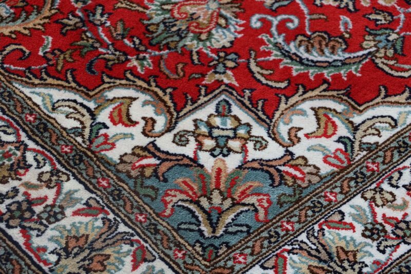 Kashmir Orientteppich 79 × 215 cm, Seide, handgeknüpft