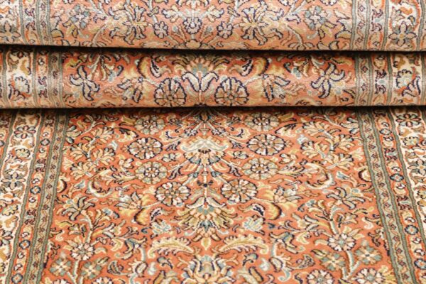 Kashmir Orientteppich 80 × 295 cm, Seide, handgeknüpft