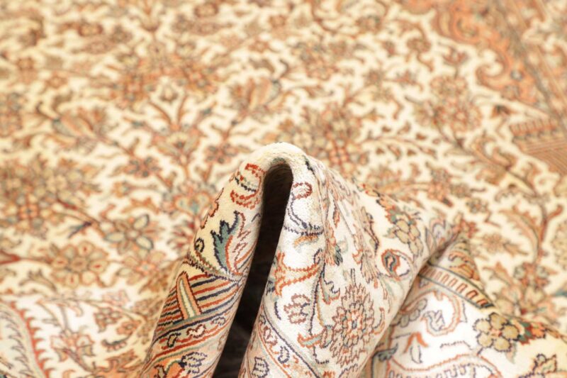 orientteppich-kashmirseide-127-x-185-cm-seide-handgeknupft-8.jpg Kaschmirseide Orientteppich 127 × 185 cm, Seide, handgeknüpft
