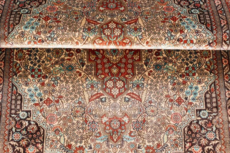 Peking Orientteppich 62 × 91 cm, Seide, handgeknüpft filigran