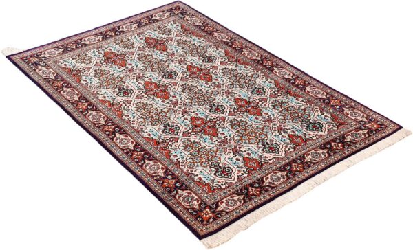 Ghom Perserteppich 104 × 149 cm, Seide, handgeknüpft
