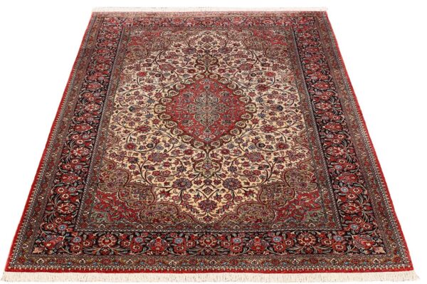 perserteppich-ghom-136-x-204-cm-seide-handgeknupft-1.jpg Ghom Perserteppich 136 × 204 cm, Seide, handgeknüpft