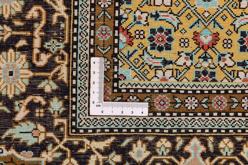 Ghom Perserteppich 206 × 316 cm, Seide, handgeknüpft exklusiv