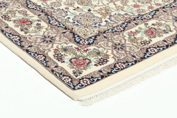 perserteppich-isfahan-113-x-173-cm-schurwolle-seide-handgeknupft-15.jpg Isfahan Perserteppich 113 × 173 cm, Schurwolle-Seide, handgeknüpft