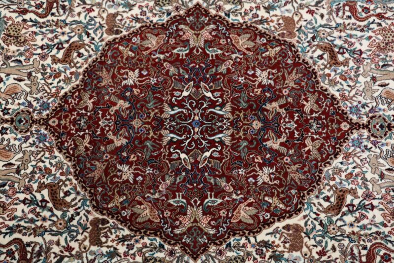 Isfahan Perserteppich 140 × 230 cm, Schurwolle Seide, handgeknüpft