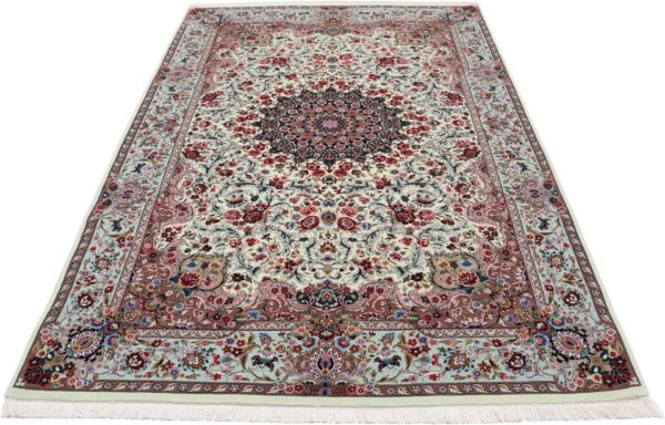 Isfahan Perserteppich 145 × 235 cm, Schurwolle-Seide, handgeknüpft