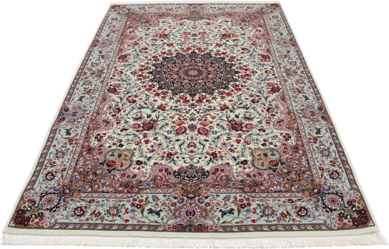 Isfahan Perserteppich 145 × 235 cm, Schurwolle-Seide, handgeknüpft