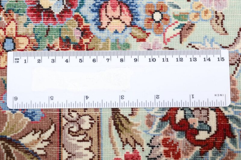 Isfahan Perserteppich 145 × 235 cm, Schurwolle-Seide, handgeknüpft