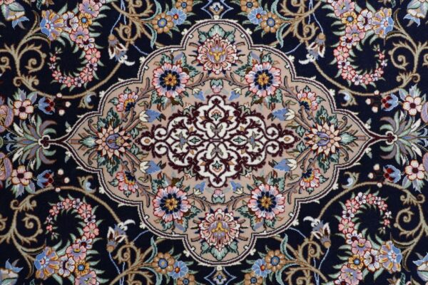 Isfahan Perserteppich 147 × 230 cm, Schurwolle-Seide, handgeknüpft