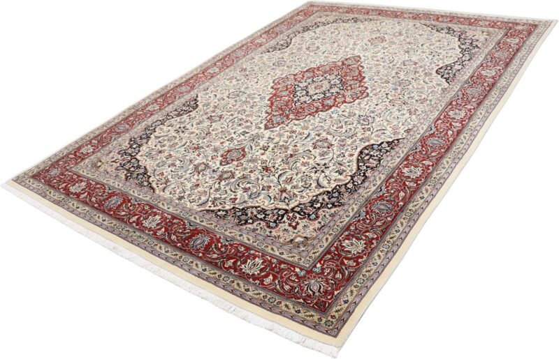 Isfahan Perserteppich 172 × 247 cm, Schurwolle-Seide, handgeknüpft