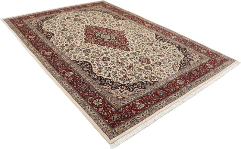Isfahan Perserteppich 172 × 247 cm, Schurwolle-Seide, handgeknüpft