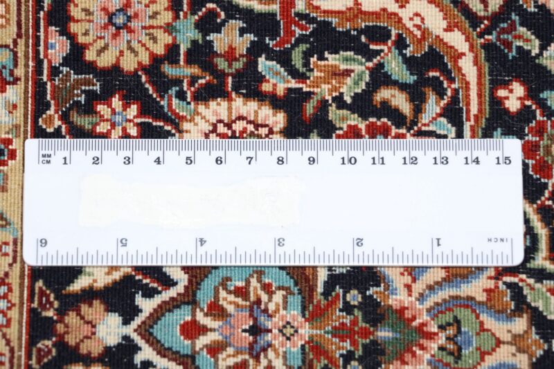 Isfahan Perserteppich 172 × 267 cm, Schurwolle-Seide, handgeknüpft