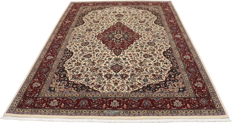 Isfahan Perserteppich 175 × 245 cm, Schurwolle Seide, handgeknüpft