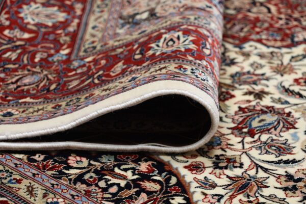 Isfahan Perserteppich 175 × 245 cm, Schurwolle Seide, handgeknüpft