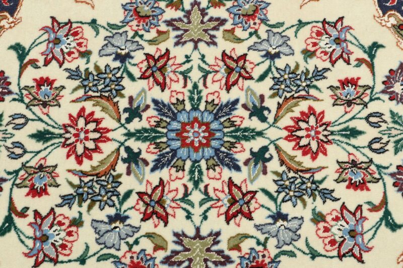 perserteppich-isfahan-71-x-103-cm-schurwolle-seide-handgeknupft-7.jpg Isfahan Perserteppich 71 × 103 cm, Schurwolle-Seide, handgeknüpft