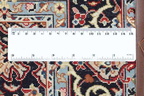 perserteppich-isfahan-82-x-128-cm-schurwolle-seide-handgeknupft-19.jpg Isfahan Perserteppich 82 × 128 cm, Schurwolle Seide, handgeknüpft