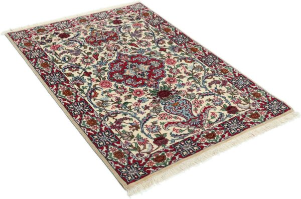 perserteppich-isfahan-83-x-117-cm-schurwolle-seide-handgeknupft-12.jpg Isfahan Perserteppich 83 × 117 cm, Schurwolle-Seide, handgeknüpft