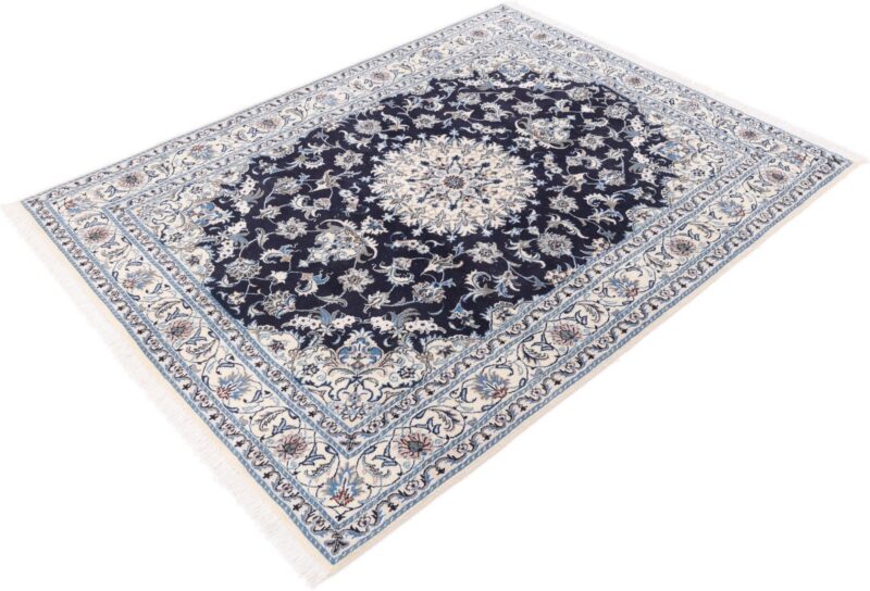 Nain Perserteppich 170 × 235 cm, Schurwolle und Seide, handgeknüpft